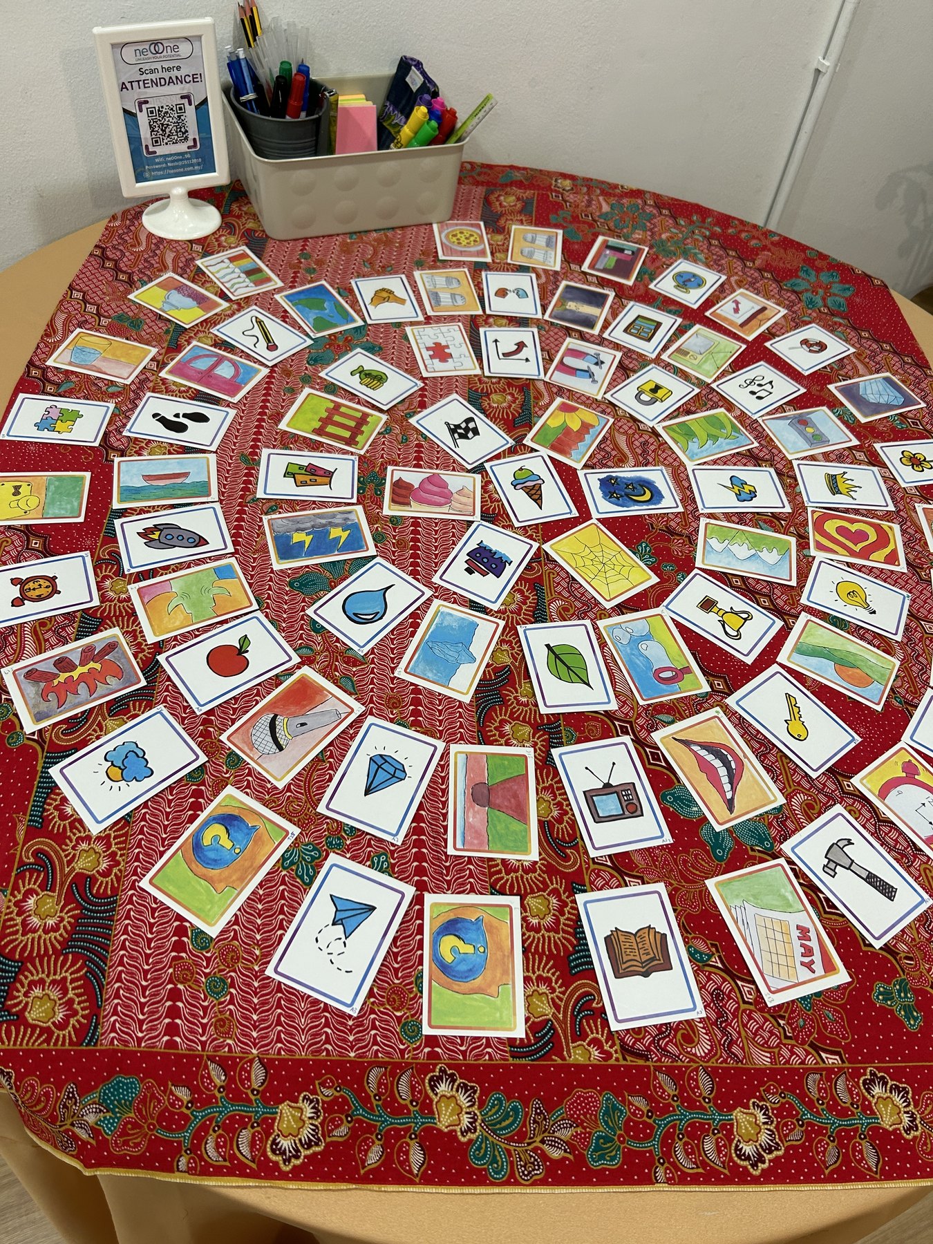 A large Ti Yan card activity layout